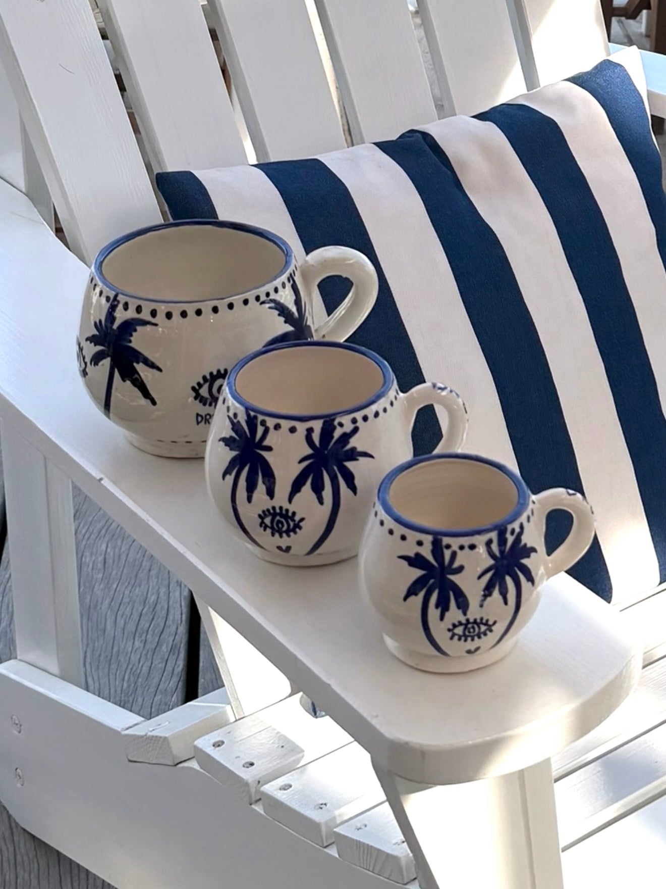 Tea Cup Medium – Palm Tree